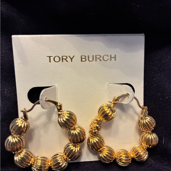 Tory Burch Roxanne Fluted Beaded Hoop Earrings New w Dust bag - Picture 2 of 3